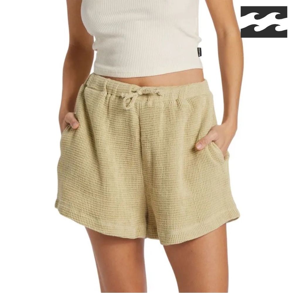 Billabong | Elastic Waist Waffle Knit Shorts | Matcha | Medium | NWT - Picture 2 of 5